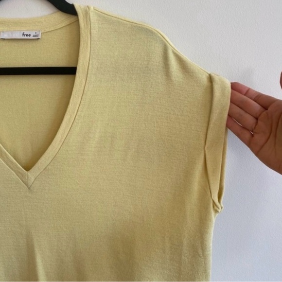 Wilfred Free | Yellow Broth Relaxed T-Shirt - Size Small - Picture 3 of 9